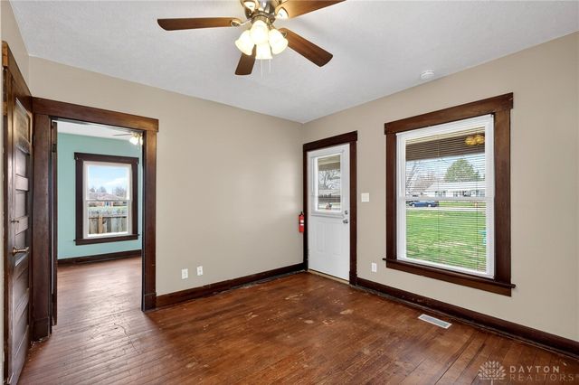 1577 W 2nd Street, Xenia, OH 45385