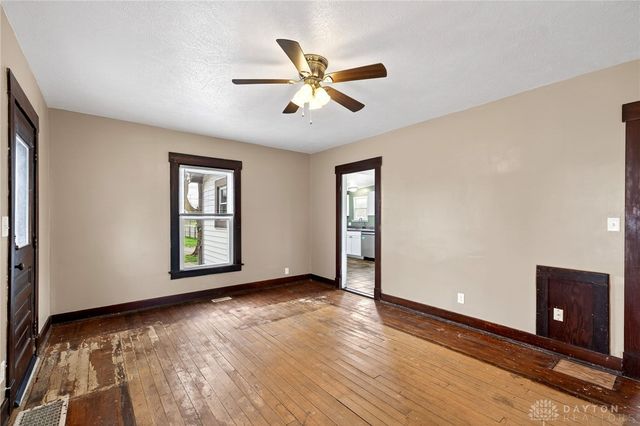 1577 W 2nd Street, Xenia, OH 45385