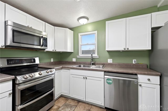 1577 W 2nd Street, Xenia, OH 45385