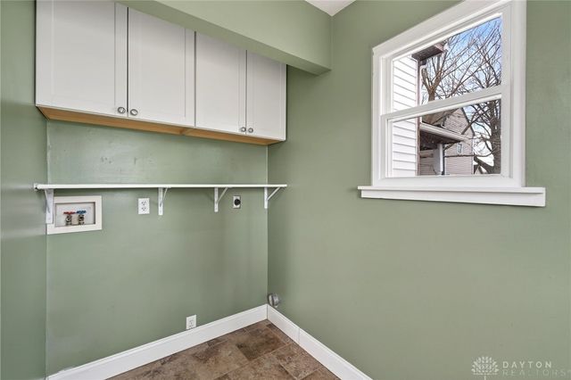 1577 W 2nd Street, Xenia, OH 45385