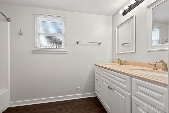 1577 W 2nd Street, Xenia, OH 45385