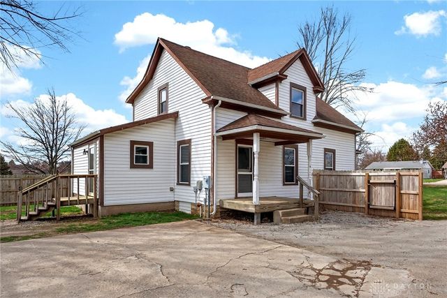 1577 W 2nd Street, Xenia, OH 45385