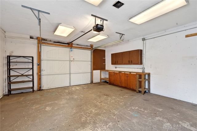 1577 W 2nd Street, Xenia, OH 45385