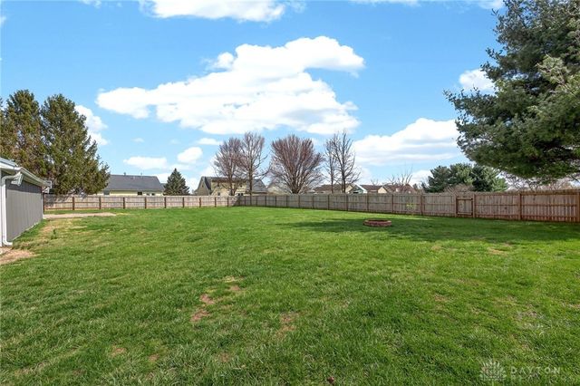 1577 W 2nd Street, Xenia, OH 45385