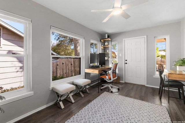 114 Blakeley Dr, San Antonio, TX 78209