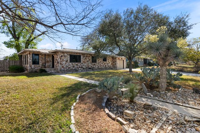 114 Blakeley Dr, San Antonio, TX 78209