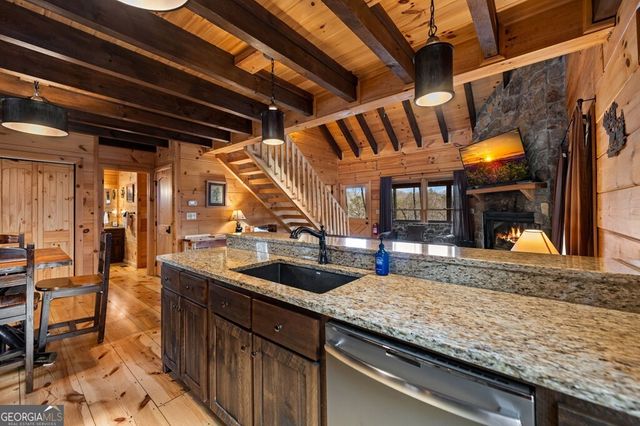 275 N Moreland Drive, Cherry Log, GA 30522