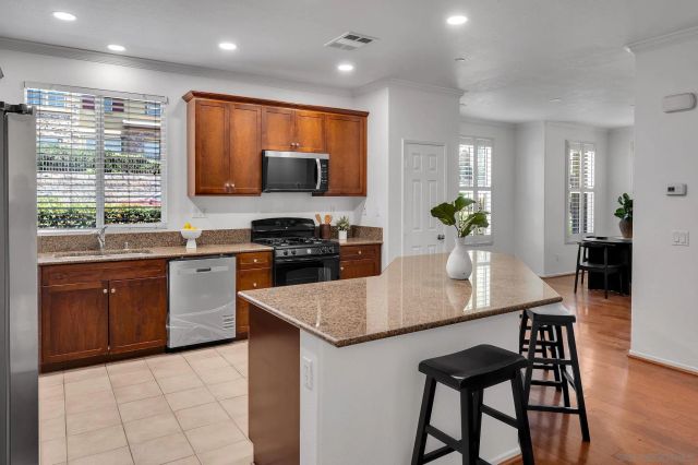 1205 Calabria St., Santee, CA 92071