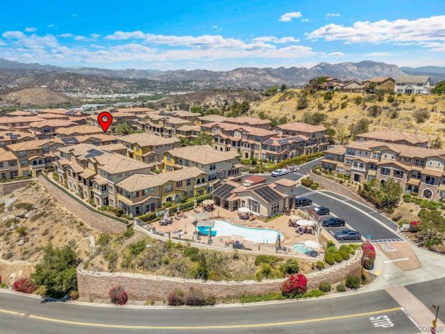 1205 Calabria St., Santee, CA 92071