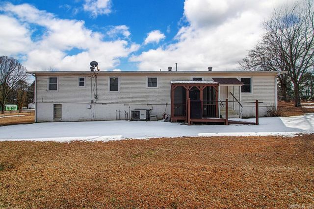 610 Brewer rd, Little Rock, AR 72206