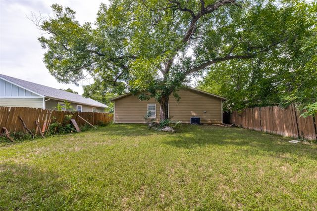 1834 Bayside Street, Dallas, TX 75212