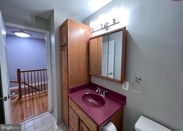 8514 RHUDDLAN RD, Nottingham, MD 21236