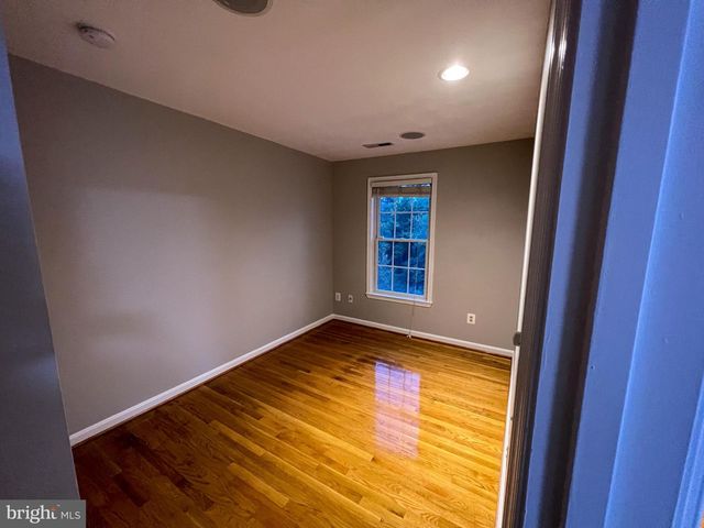 8514 RHUDDLAN RD, Nottingham, MD 21236