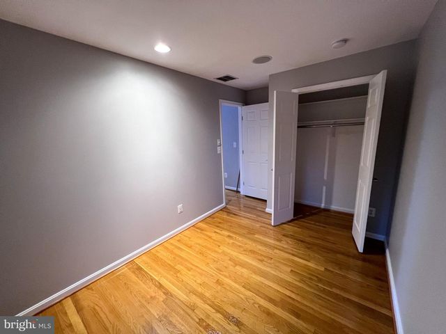 8514 RHUDDLAN RD, Nottingham, MD 21236