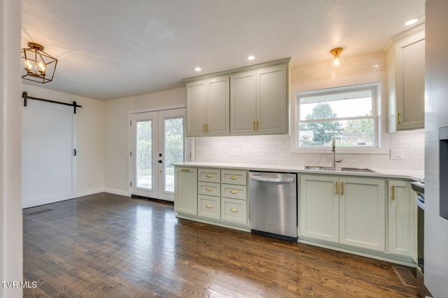 504 Wilson Street, Church Hill, TN 37642