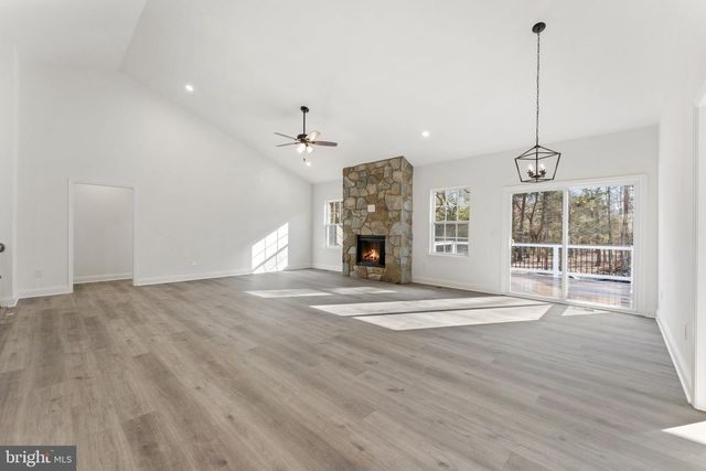 VALLEY DR, Warrenton, VA 20187