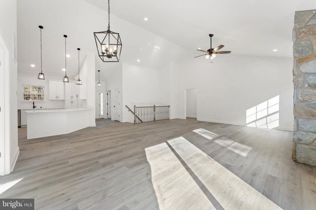 VALLEY DR, Warrenton, VA 20187