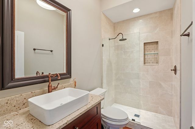 7234 Pymbroke Circle, Fishers, IN 46038