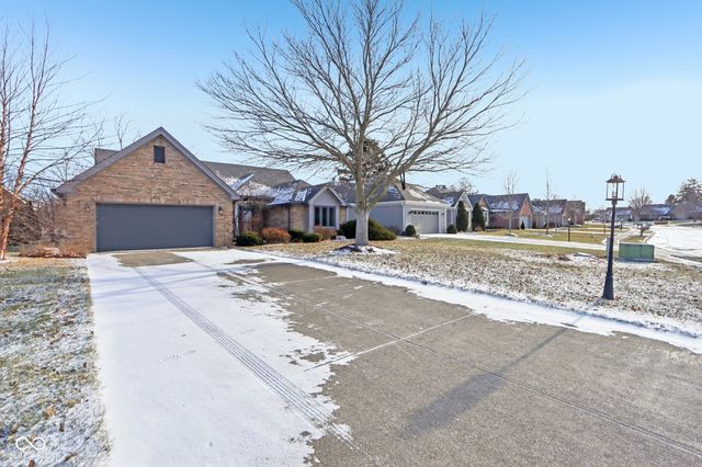 7234 Pymbroke Circle, Fishers, IN 46038