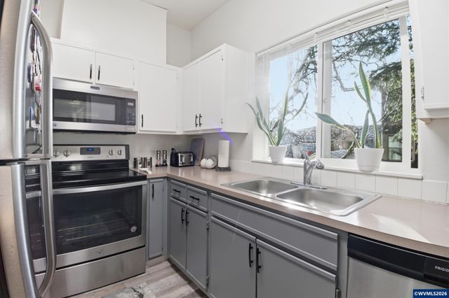 1490 Madelyn Av SE, Salem, OR 97306