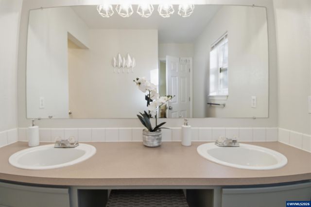 1490 Madelyn Av SE, Salem, OR 97306