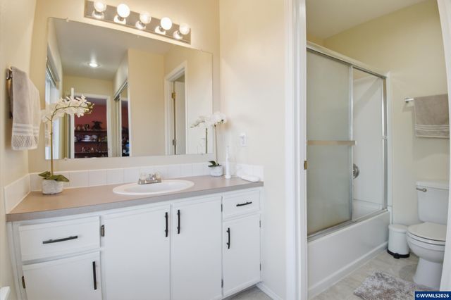 1490 Madelyn Av SE, Salem, OR 97306