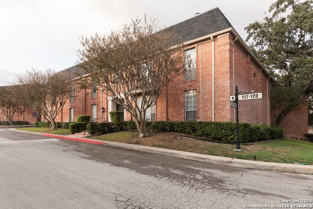 7500 Callaghan Rd Apt 120, San Antonio, TX 78229