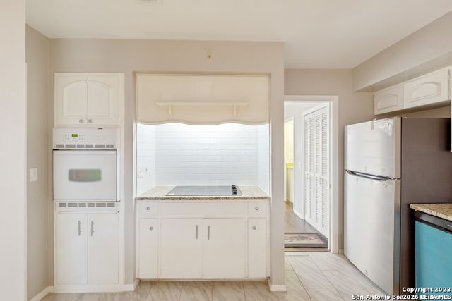 7500 Callaghan Rd Apt 120, San Antonio, TX 78229