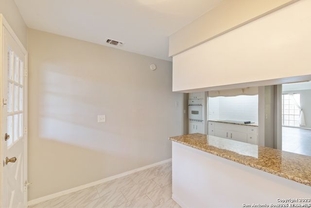 7500 Callaghan Rd Apt 120, San Antonio, TX 78229