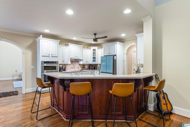 1200 GRAND OAKS COVE, Hoover, FL 35022