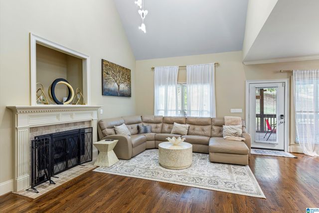 1200 GRAND OAKS COVE, Hoover, FL 35022