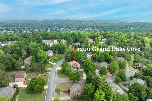 1200 GRAND OAKS COVE, Hoover, FL 35022