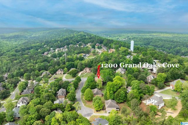 1200 GRAND OAKS COVE, Hoover, FL 35022