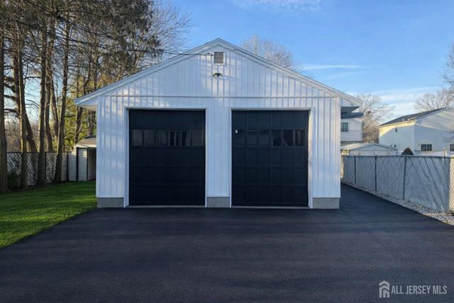 66 Lincoln Avenue, Monroe, NJ 08831