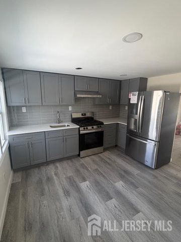 66 Lincoln Avenue, Monroe, NJ 08831