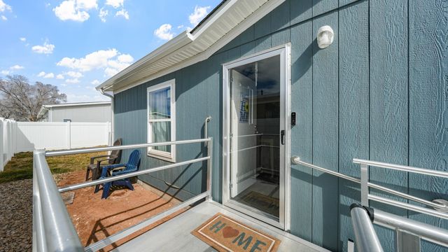 229 Hollyberry Way, Fruita, CO 81521