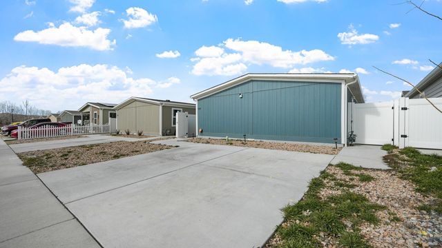 229 Hollyberry Way, Fruita, CO 81521