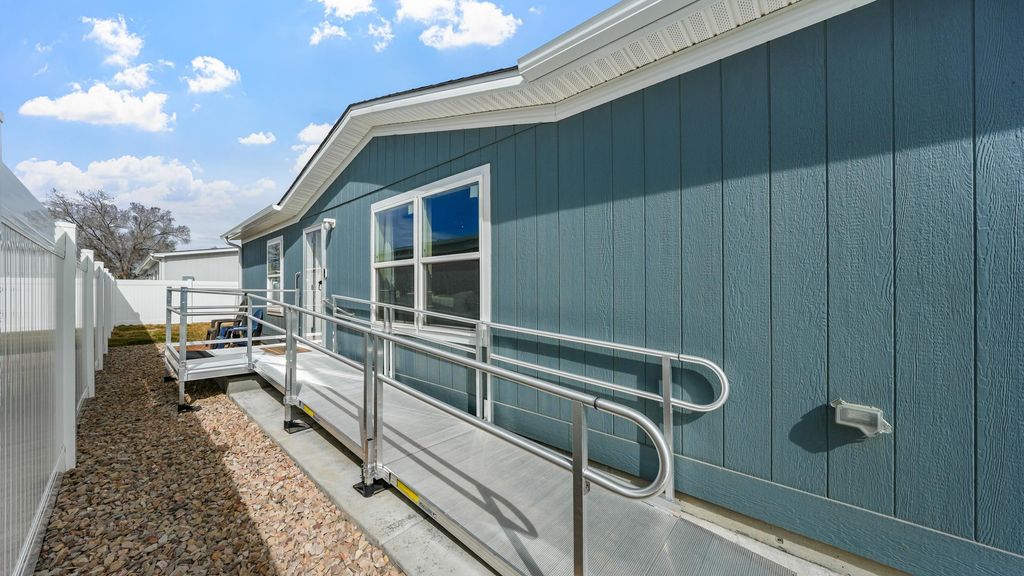 229 Hollyberry Way, Fruita, CO 81521
