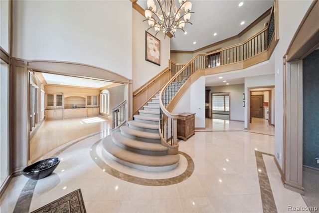9281 Island Drive, Grosse Ile, MI 48138