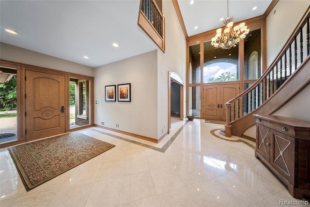 9281 Island Drive, Grosse Ile, MI 48138