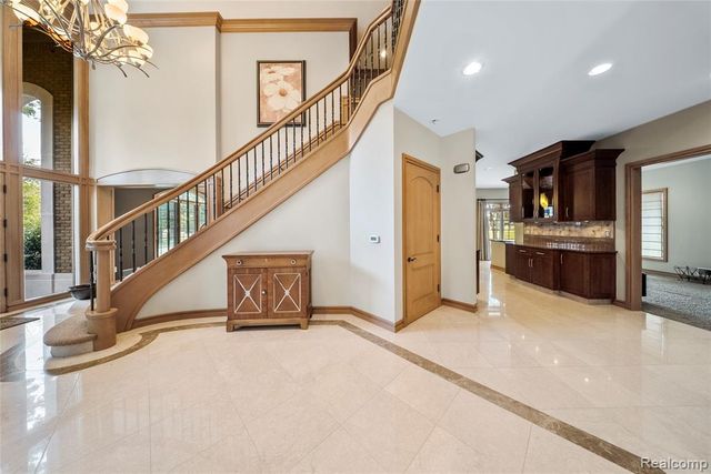 9281 Island Drive, Grosse Ile, MI 48138