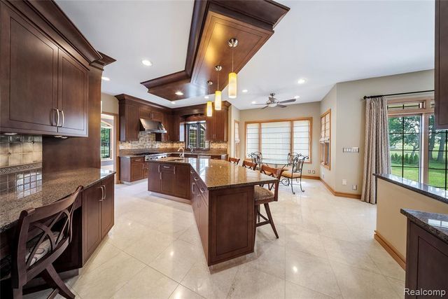 9281 Island Drive, Grosse Ile, MI 48138