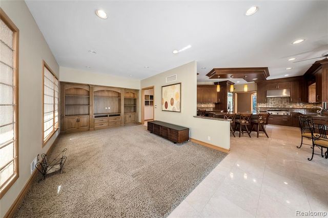 9281 Island Drive, Grosse Ile, MI 48138