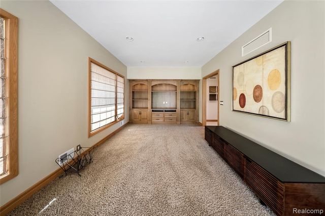 9281 Island Drive, Grosse Ile, MI 48138