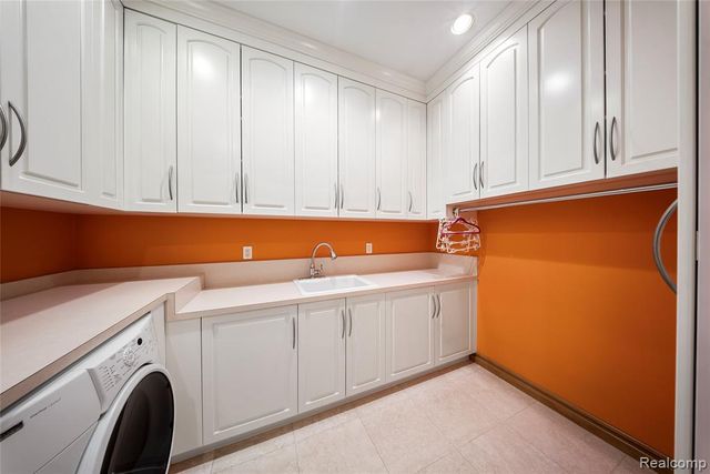 9281 Island Drive, Grosse Ile, MI 48138