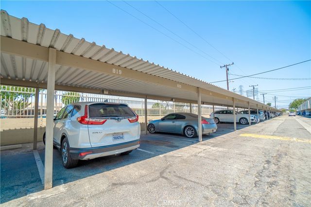 3325 Santa Fe Avenue 110, Long Beach, CA 90810