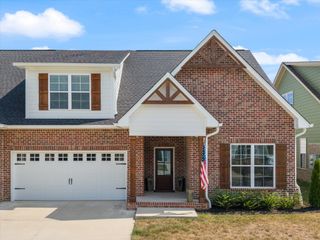 1077 Malinda Ln, Greenbrier, TN 37073