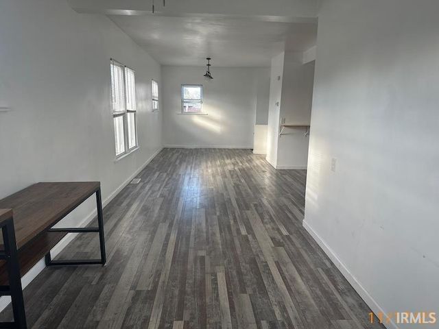 2104 Division Street, Evansville, IN 47711