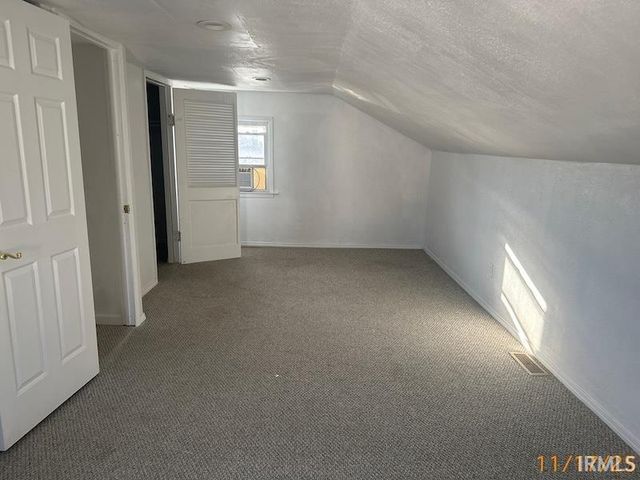 2104 Division Street, Evansville, IN 47711