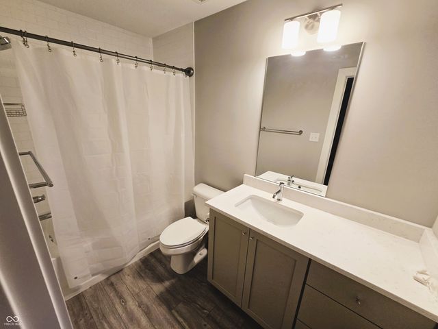 28 Central Greens Boulevard, Indianapolis, IN 46222